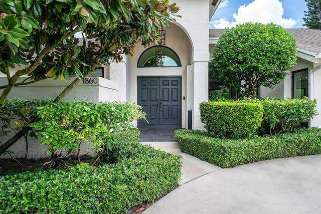 1860 Lynton Circle, Wellington FL 33414 - Wellington, FL - Photo 5
