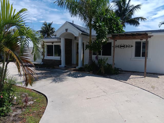2574 NE 14TH Terrace, Pompano Beach FL 33064 - Pompano Beach, FL - Photo 7
