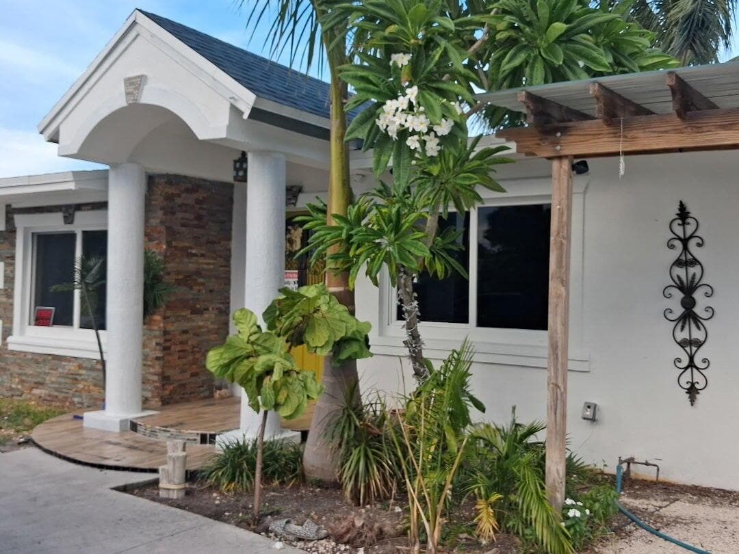 2574 NE 14TH Terrace, Pompano Beach FL 33064