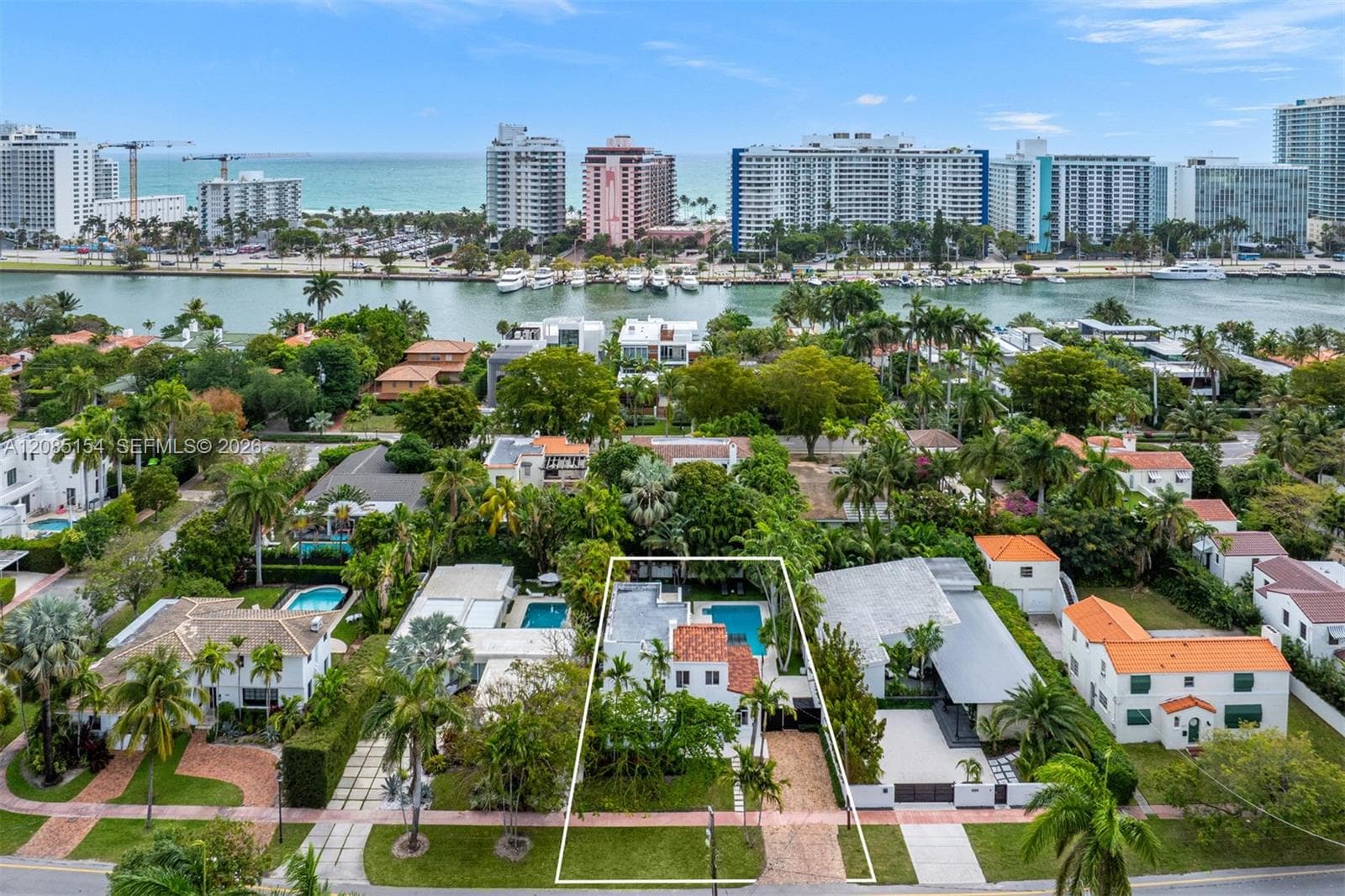 5237 La Gorce Drive, Miami Beach FL 33140 - Miami Beach, FL - Photo 1