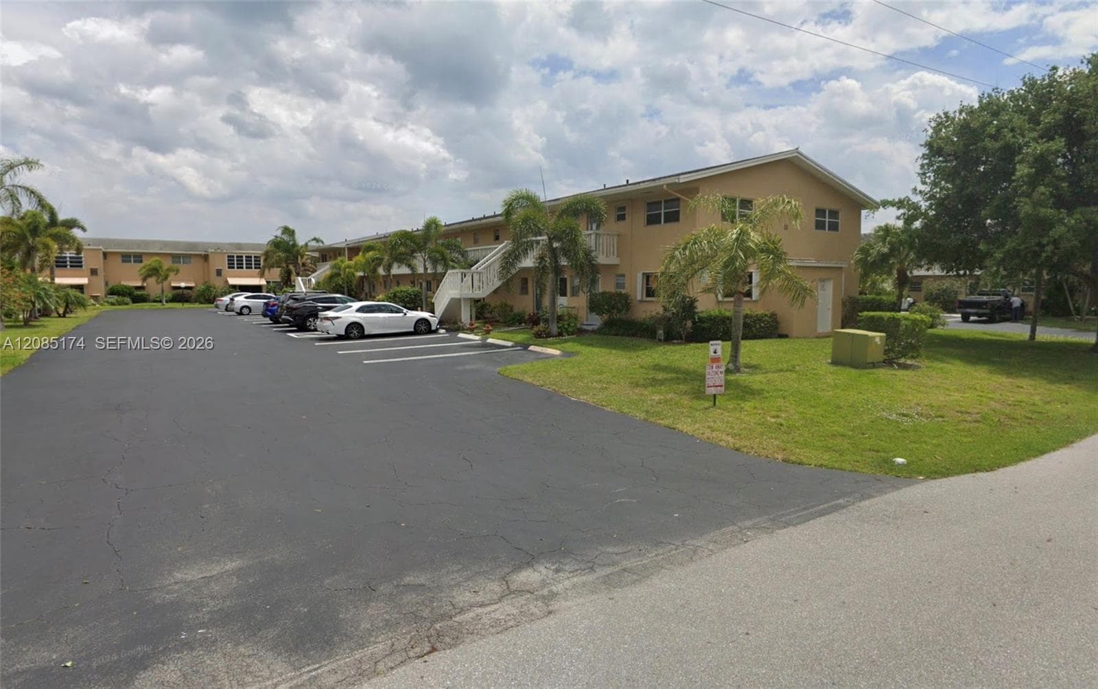 2102 NE 1st Way # 102, Boynton Beach FL 33435 - Boynton Beach, FL - Photo 1