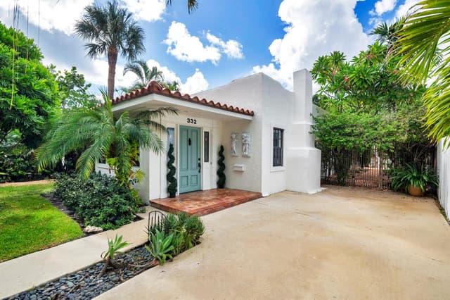 332 PILGRIM Road, West Palm Beach FL 33405 - West Palm Beach, FL - Photo 2