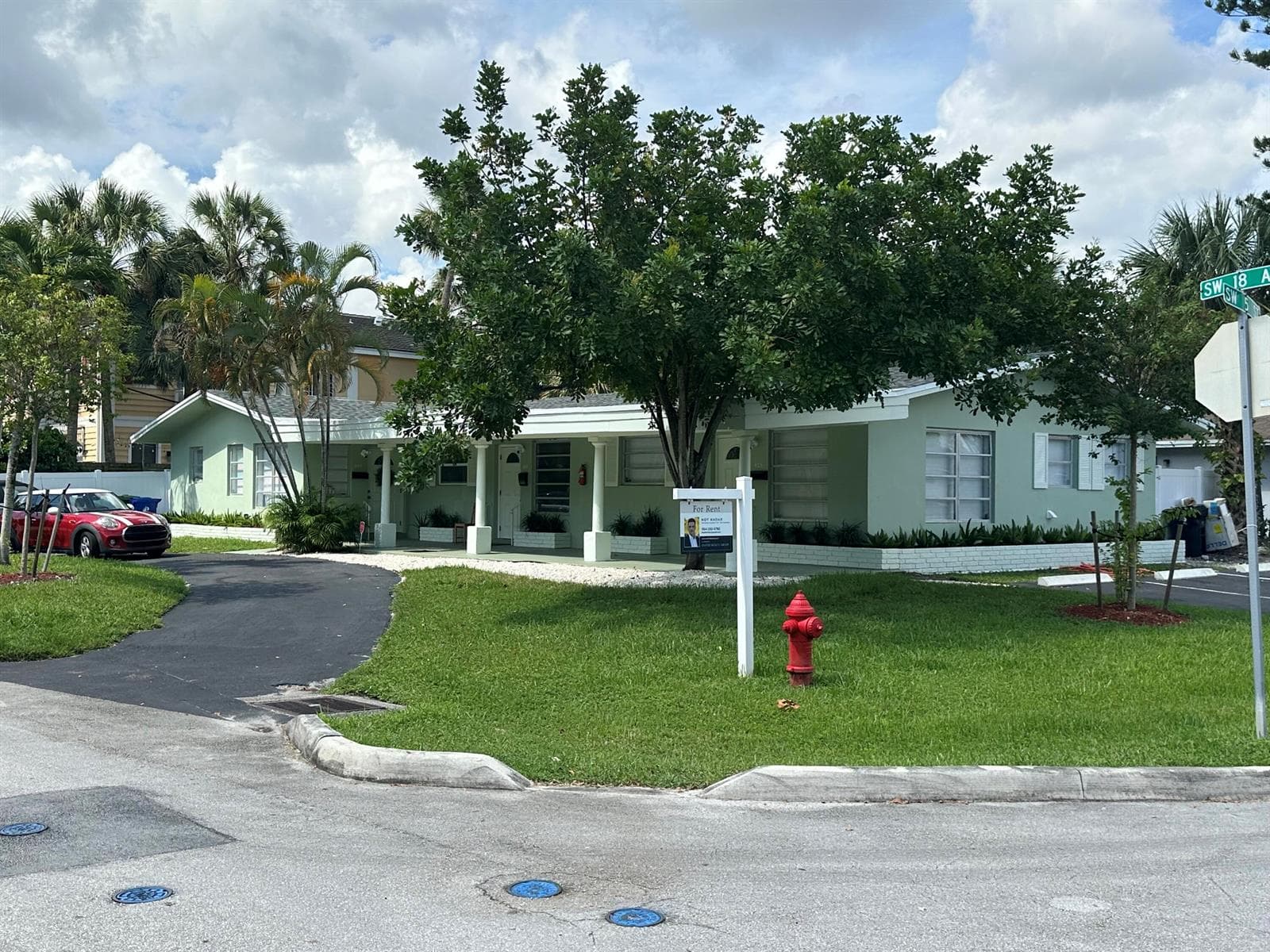 425 SW 18TH Avenue, Fort Lauderdale FL 33312