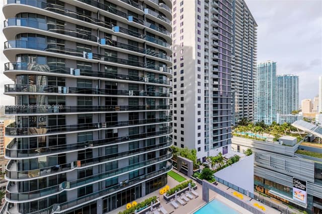 45 SW 9th St # 1606, Miami FL 33130 - Miami, FL - Photo 5