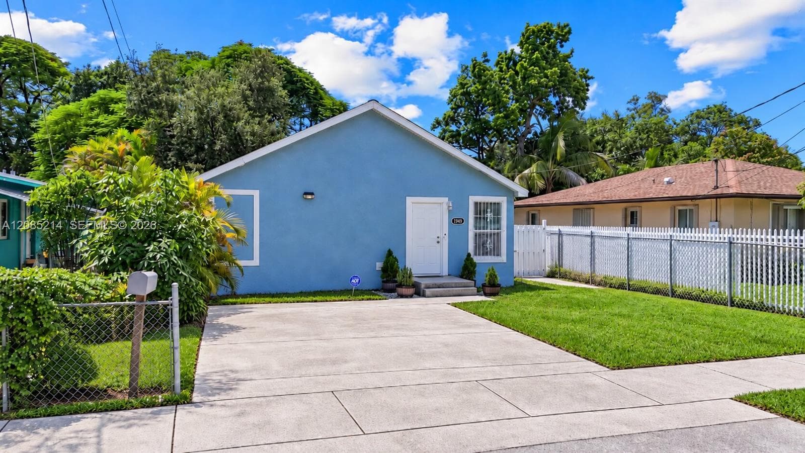 1958 NW 59th St, Miami FL 33142 - Miami, FL - Photo 1