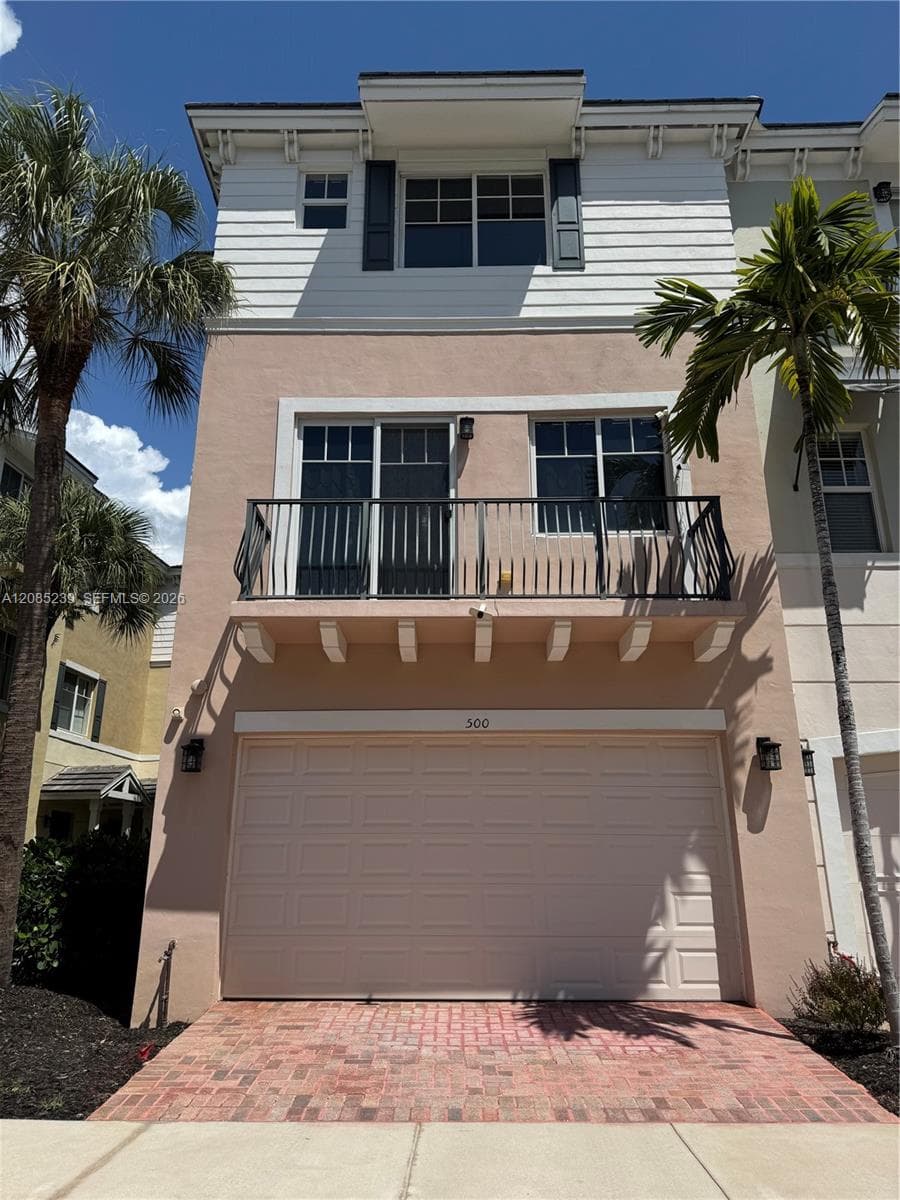 500 NW 39th Cir, Boca Raton FL 33431 - Boca Raton, FL - Photo 1