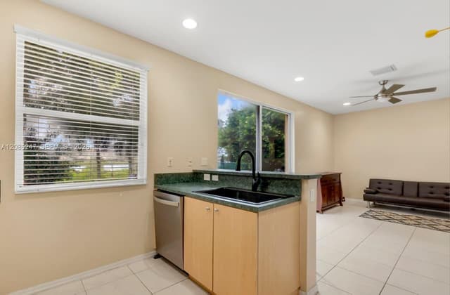 1481 SE 20th Rd, Homestead FL 33035 - Homestead, FL - Photo 7