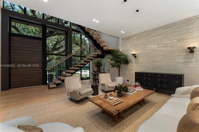 418 Castania Ave, Coral Gables FL 33146 - Coral Gables, FL - Photo 5
