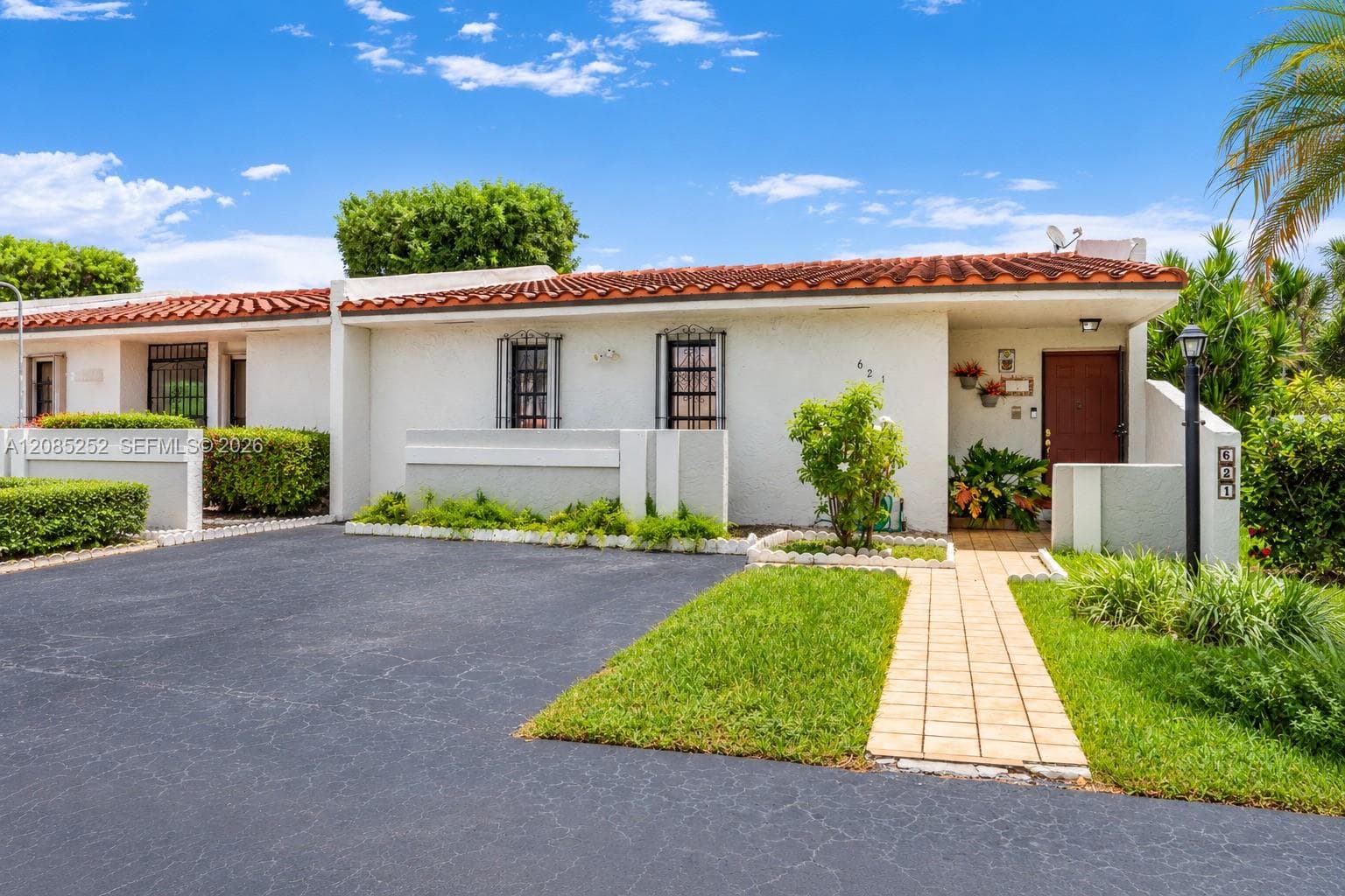 621 SW 93rd Ct, Miami FL 33174 - Miami, FL - Photo 1