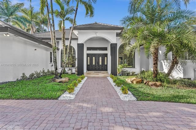 11980 Piccadilly Pl, Davie FL 33325 - Davie, FL - Photo 4
