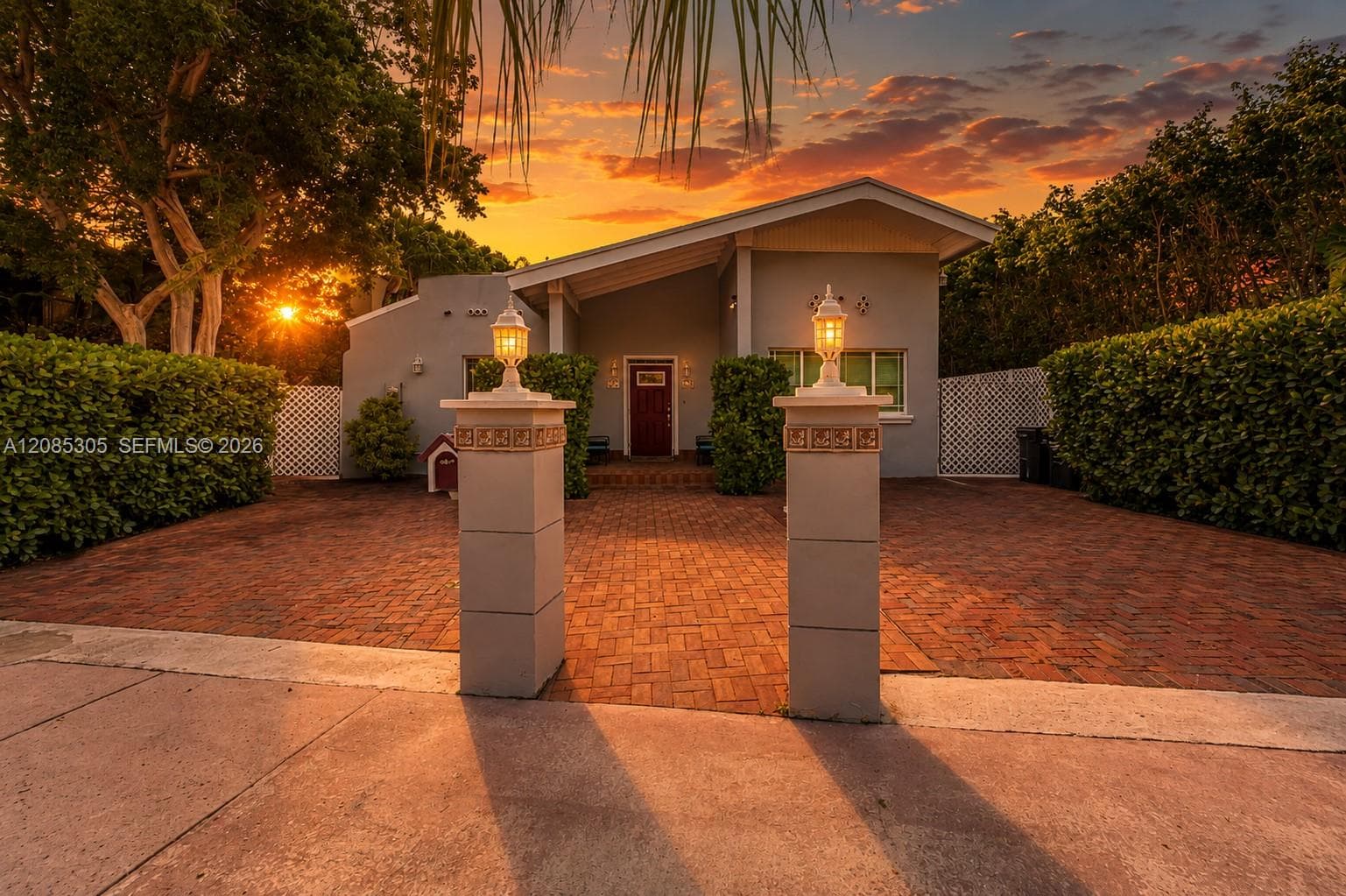 3719 Sheridan Ave, Miami Beach FL 33140 - Miami Beach, FL - Photo 1