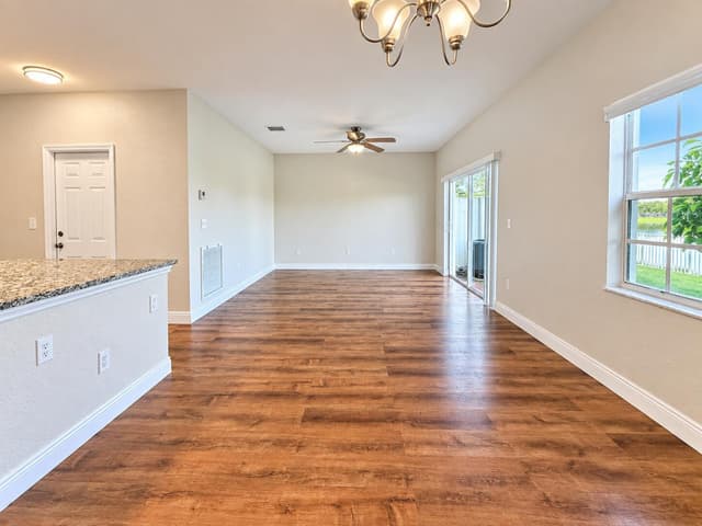 4114 EMERALD Vista, Lake Worth FL 33461 - Lake Worth, FL - Photo 7
