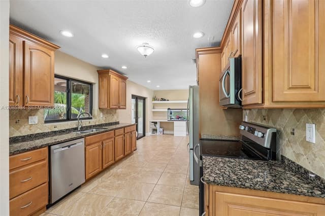 10451 SW 125th Ave, Miami FL 33186 - Miami, FL - Photo 7