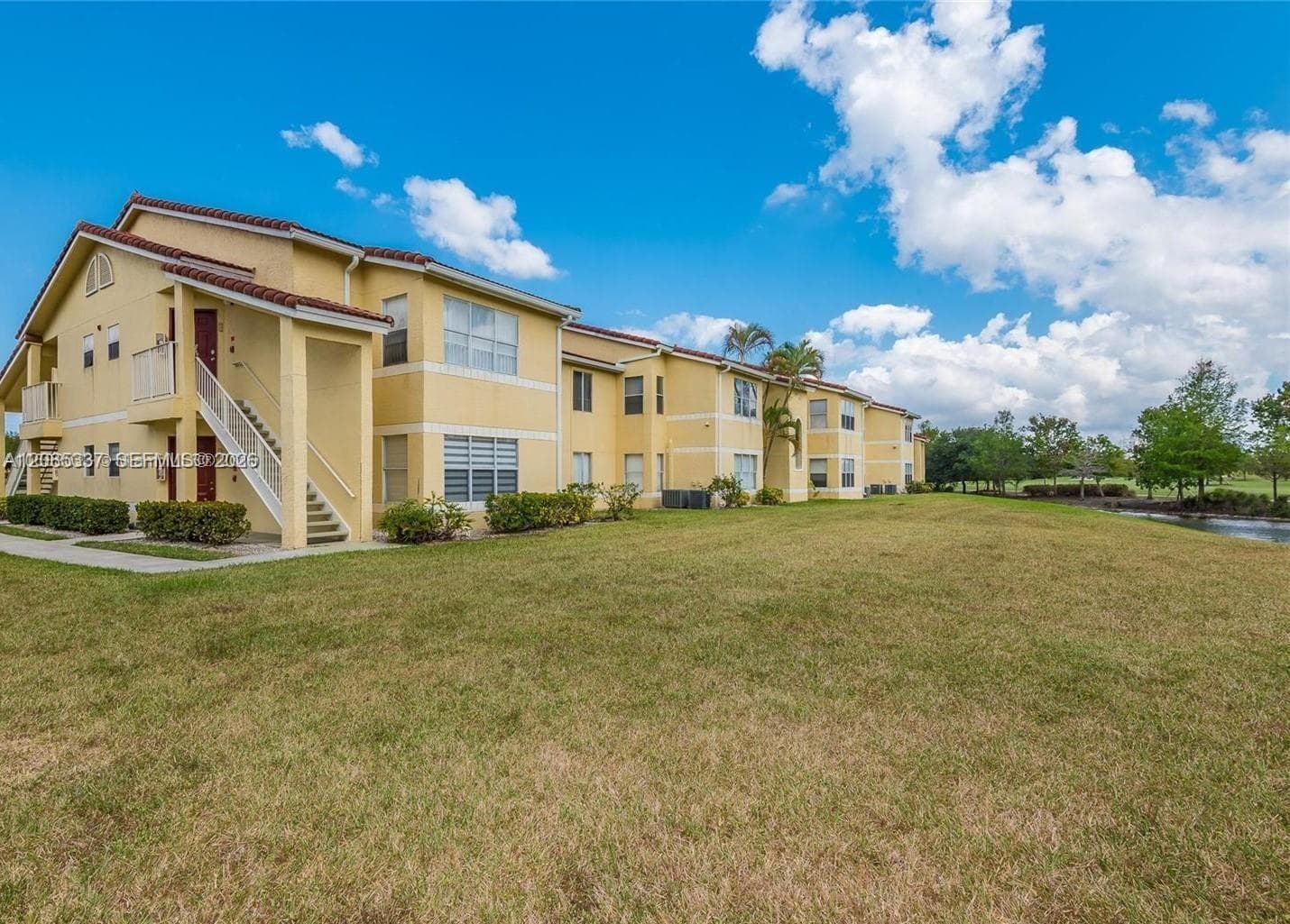437 Vista Isles Dr, # 2223, Sunrise FL 33325 - Sunrise, FL - Photo 1