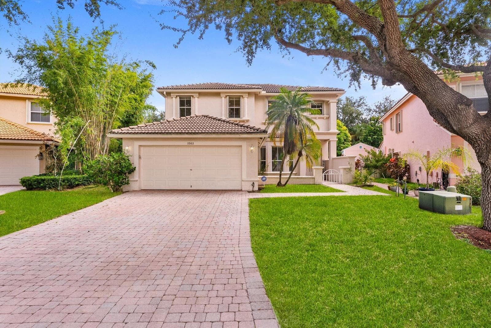 5302 VICTORIA Circle, West Palm Beach FL 33409