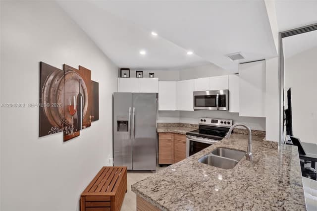 9735 Fontainebleau Blvd # G303, Miami FL 33172 - Miami, FL - Photo 6