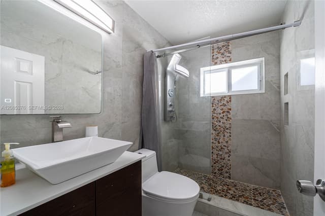 1650 SW 63rd Ter, North Lauderdale FL 33068 - North Lauderdale, FL - Photo 4