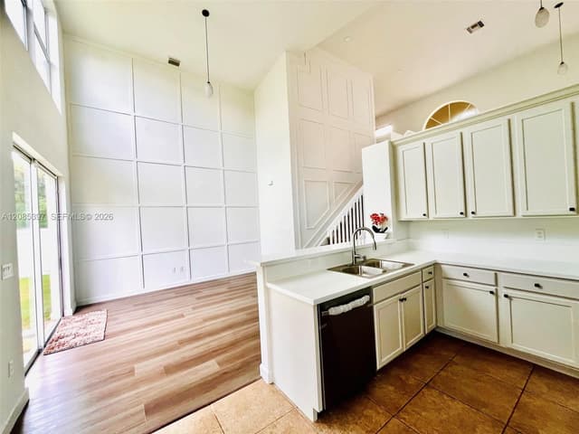 1261 NE 37th Pl, Homestead FL 33033 - Homestead, FL - Photo 7