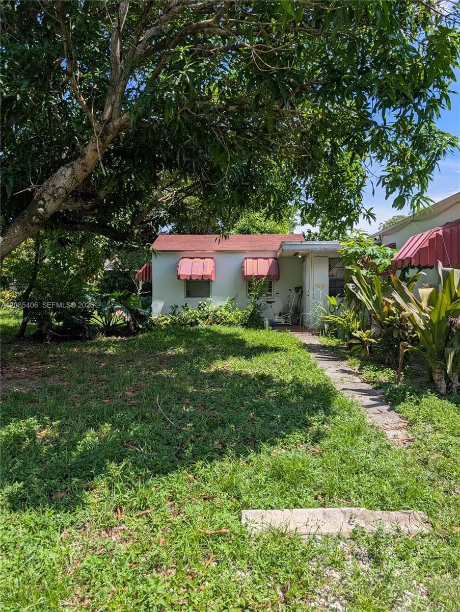 11339 Peachtree Dr, Miami FL 33161 - Miami, FL - Photo 1