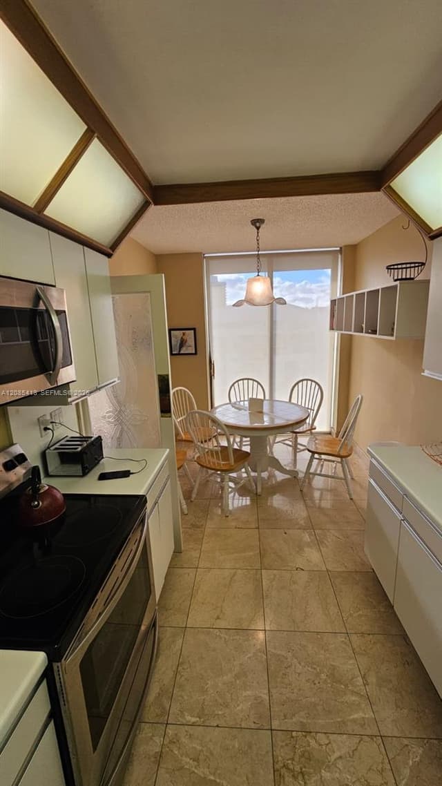 19355 Turnberry Way # 24E, Aventura FL 33180 - Aventura, FL - Photo 3