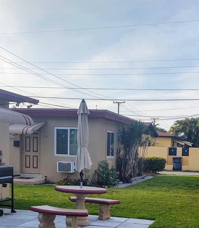 2347 Harding Street, Hollywood FL 33020 - Hollywood, FL - Photo 2