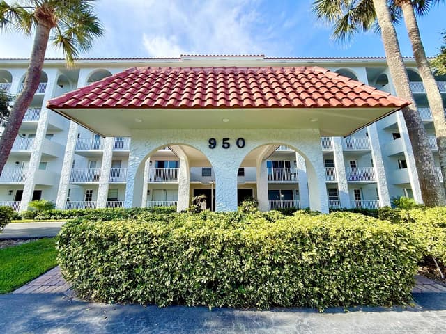 950 Ponce De Leon Road # 104, Boca Raton FL 33432 - Boca Raton, FL - Photo 2