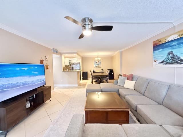 950 Ponce De Leon Road # 104, Boca Raton FL 33432 - Boca Raton, FL - Photo 4