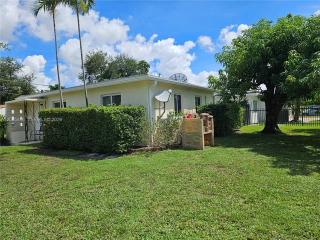 145 SW 60th Ct, Miami FL 33144 - Miami, FL - Photo 3