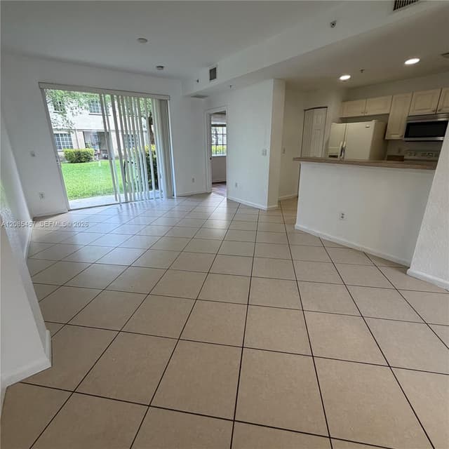 1965 Freeport Ln # 1965, Riviera Beach FL 33404 - Riviera Beach, FL - Photo 3