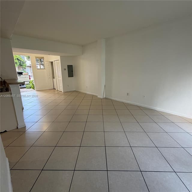 1965 Freeport Ln # 1965, Riviera Beach FL 33404 - Riviera Beach, FL - Photo 4