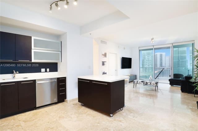 90 SW 3rd St # 3002, Miami FL 33130 - Miami, FL - Photo 2
