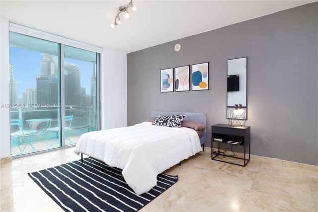 90 SW 3rd St # 3002, Miami FL 33130 - Miami, FL - Photo 6