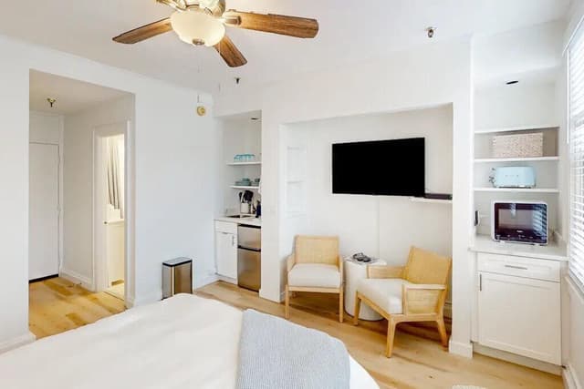 235 Sunrise Avenue # 3215, Palm Beach FL 33480 - Palm Beach, FL - Photo 4