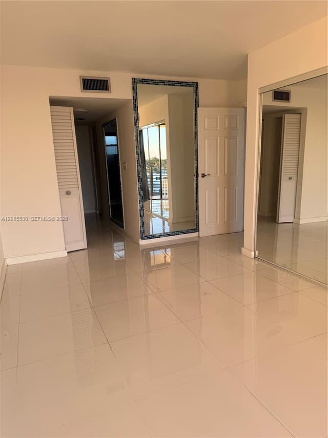8100 Byron Ave # 504, Miami Beach FL 33141 - Miami Beach, FL - Photo 5
