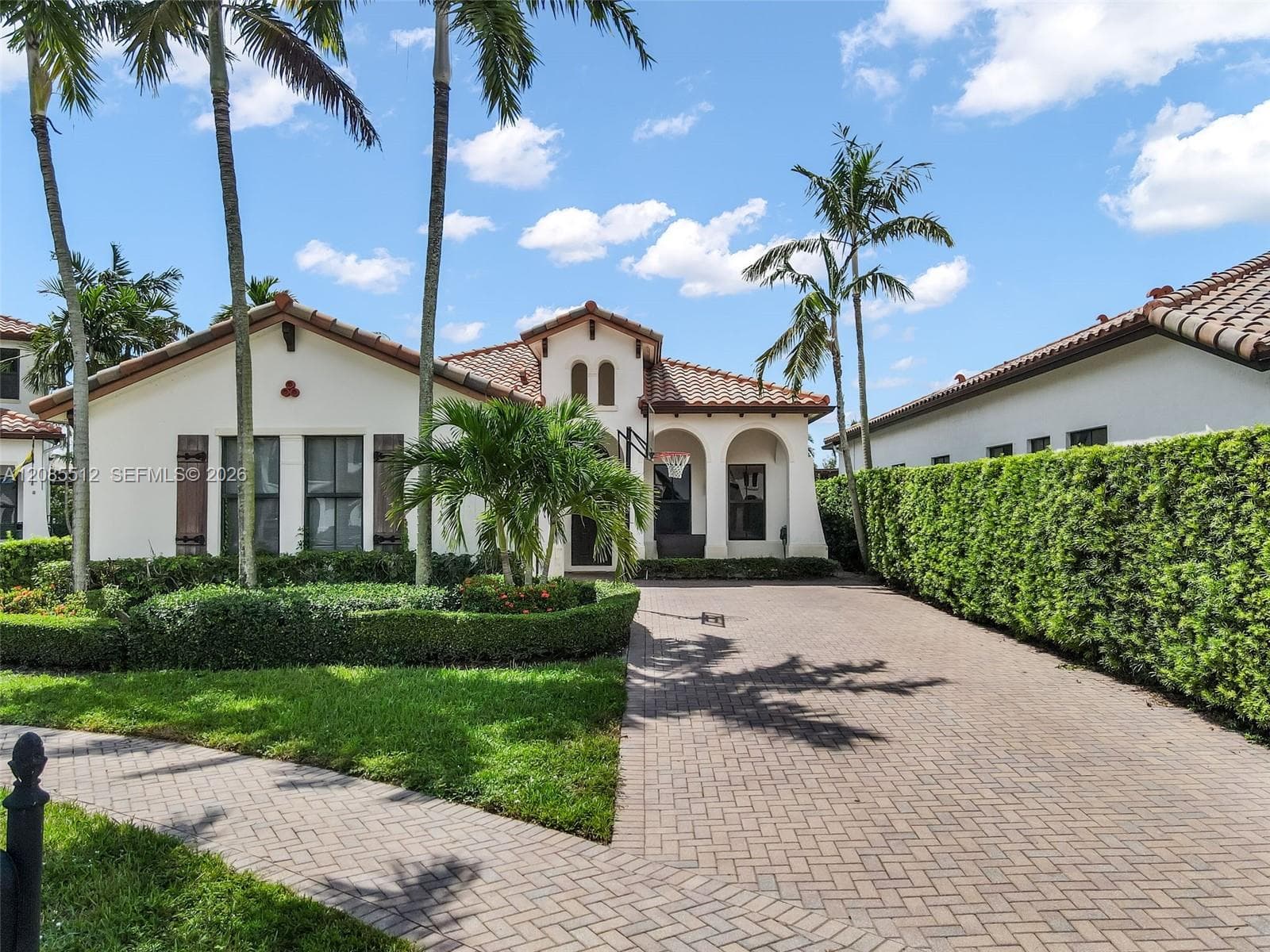 2660 NW 84th Way, Cooper City FL 33024