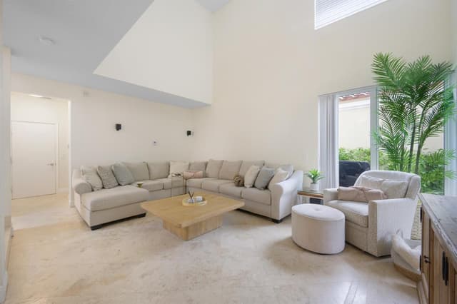 17707 TIFFANY TRACE Drive, Boca Raton FL 33487 - Boca Raton, FL - Photo 2