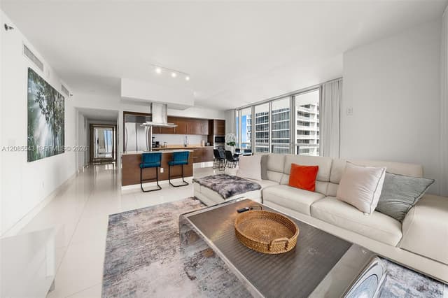 485 Brickell Ave # 4410, Miami FL 33131 - Miami, FL - Photo 2