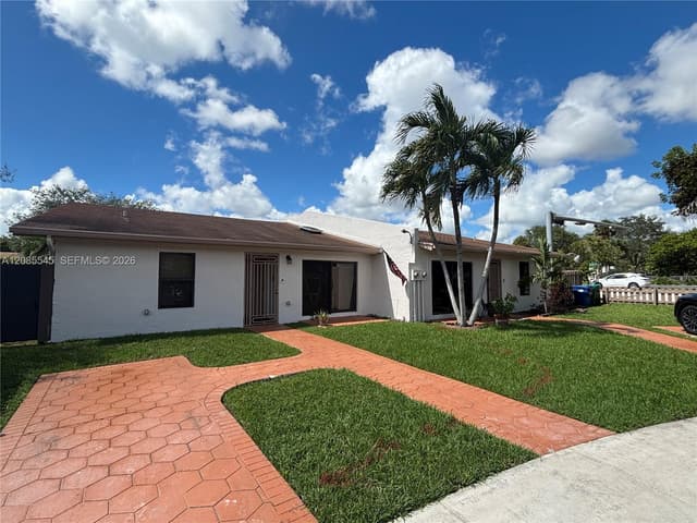 2426 SW 109th Ct, Miami FL 33165 - Miami, FL - Photo 3