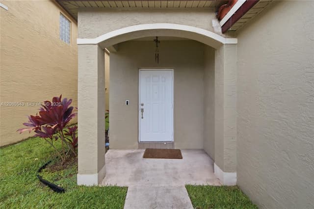 4258 NW 1st Dr, Deerfield Beach FL 33442 - Deerfield Beach, FL - Photo 2