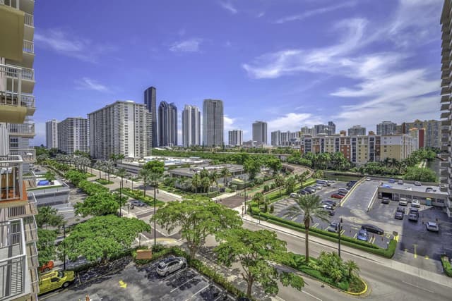 251 174th Street # 714, Sunny Isles Beach FL 33160 - Sunny Isles Beach, FL - Photo 4
