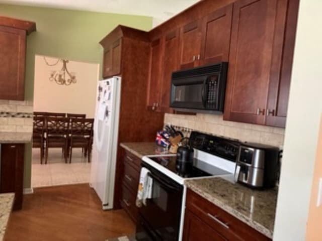 102 SAND PINE Way, Royal Palm Beach FL 33411 - Royal Palm Beach, FL - Photo 5