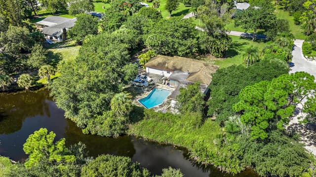 8550 Nashua Drive, Palm Beach Gardens FL 33418 - Palm Beach Gardens, FL - Photo 5