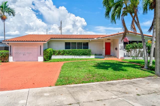 2161 NE 171st St, North Miami Beach FL 33162 - North Miami Beach, FL - Photo 2