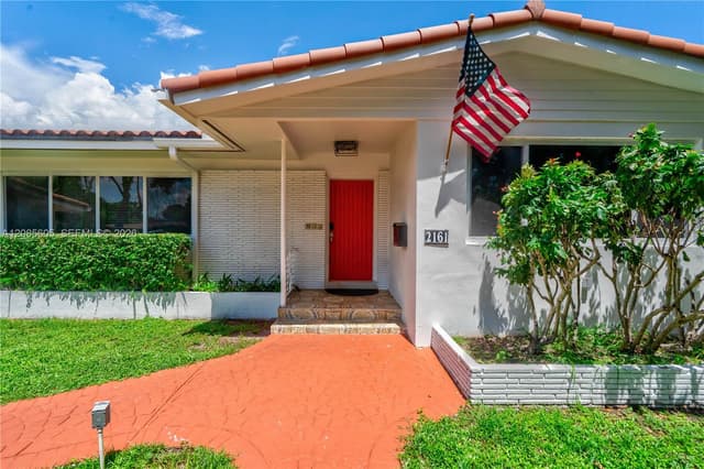 2161 NE 171st St, North Miami Beach FL 33162 - North Miami Beach, FL - Photo 3