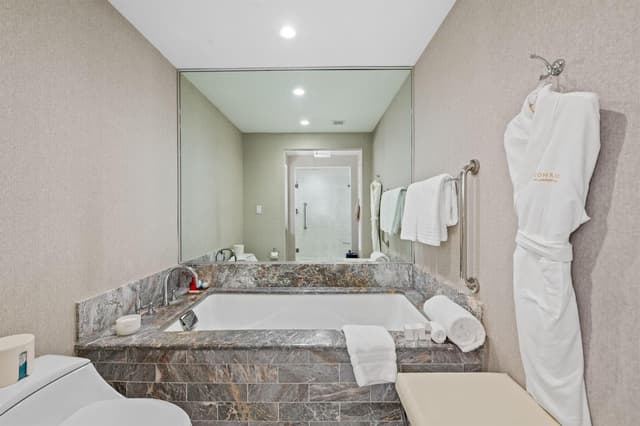 551 N FORT LAUDERDALE BEACH Boulevard # R1801, Fort Lauderdale FL 33304 - Fort Lauderdale, FL - Photo 7