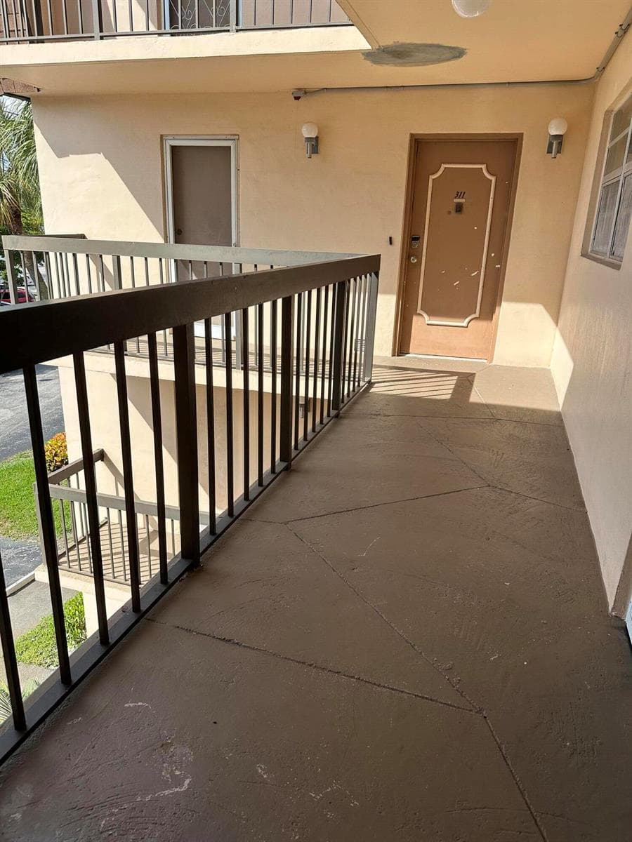 6200 NW 2ND Avenue NW # 311, Boca Raton FL 33487 - Boca Raton, FL - Photo 1