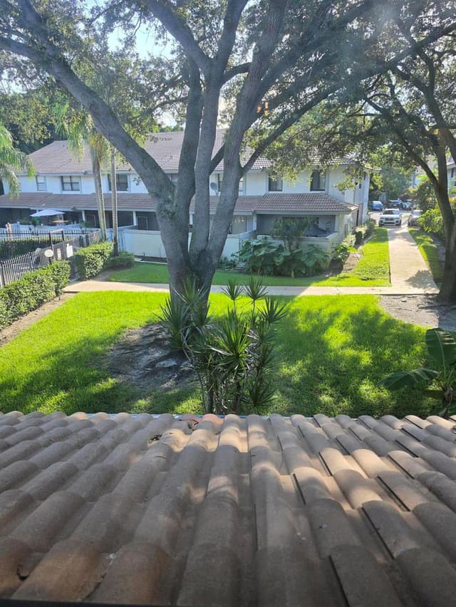 9809 RIVERSIDE Drive # 5, Coral Springs FL 33071 - Coral Springs, FL - Photo 3
