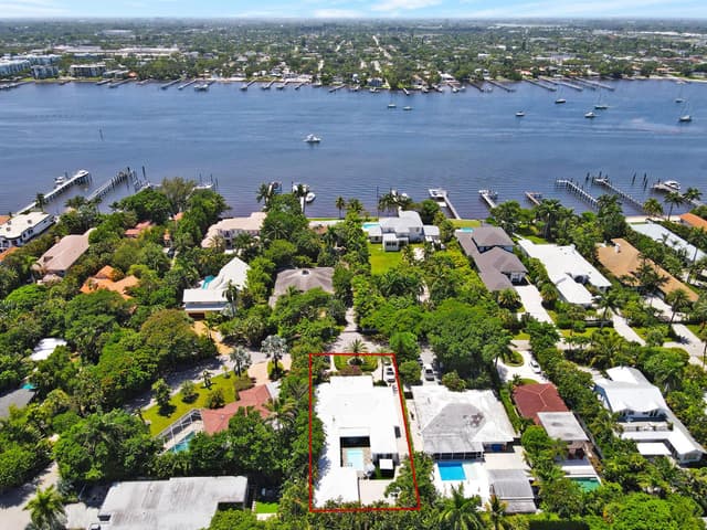 714 S Atlantic Drive, Lantana FL 33462 - Lantana, FL - Photo 2