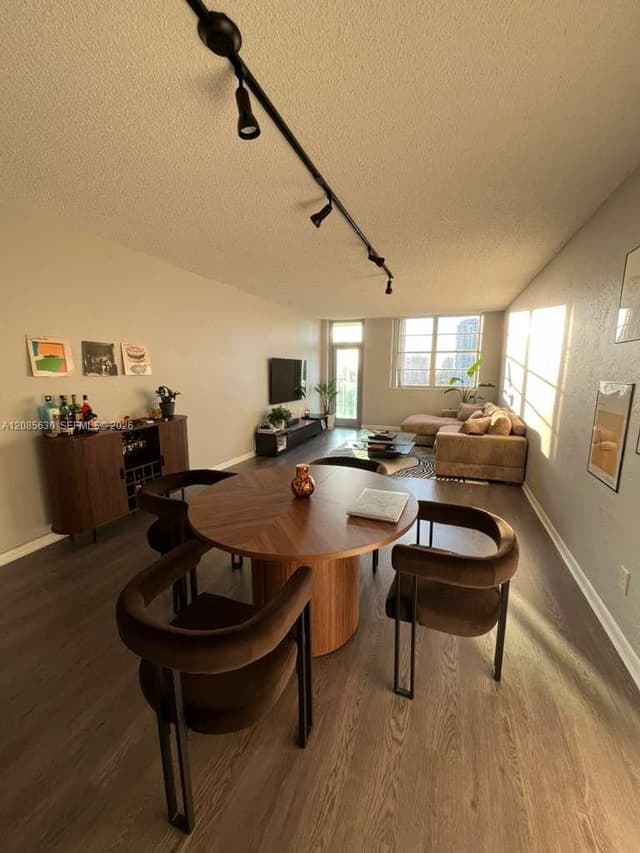 19390 Collins Ave # 1217, Sunny Isles Beach FL 33160 - Sunny Isles Beach, FL - Photo 2