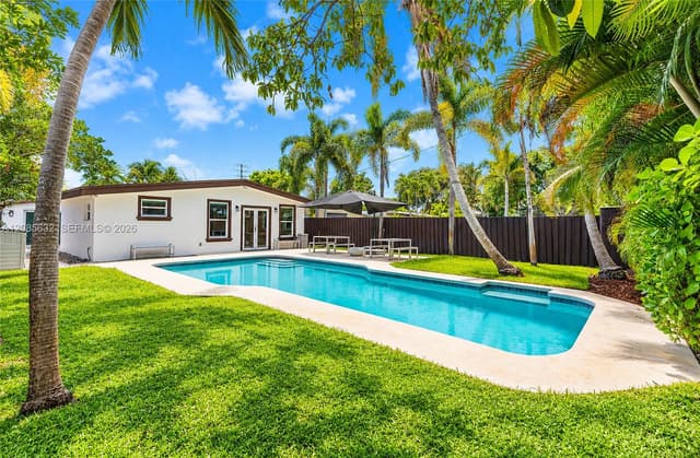 1525 NE 18th Ave, Fort Lauderdale FL 33304 - Fort Lauderdale, FL - Photo 4